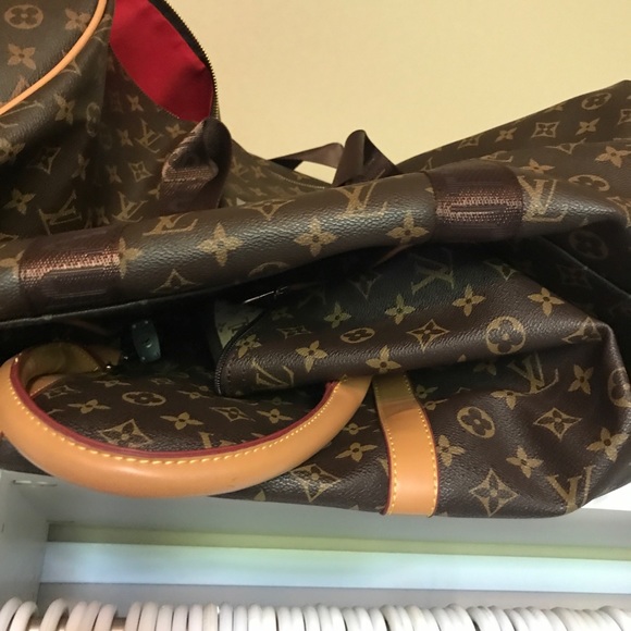 Purses - Picture 5 of 8